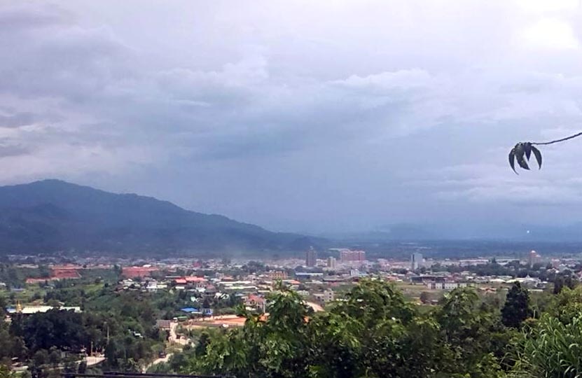 ျမန္မာ့အသံ၀န္ထမ္းကို မ်က္ႏွာဖံုးစြပ္ထားသူမ်ား ေခၚေဆာင္သြား