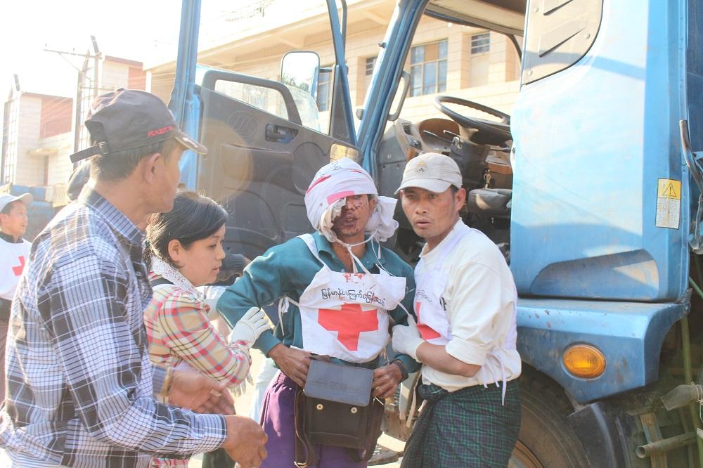 ေလာက္ကိုင္တြင္ ကယ္ဆယ္ေရးယာဥ္တန္း ပစ္ခတ္ခံရ