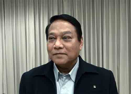၀ႈိက္ကတ္ကုိင္သူ အေရအတြက္ ၆ သိန္းခန္႔သာရွိဟု အစုိးရေျပာ