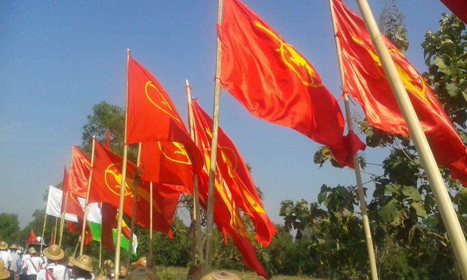 သပိတ္ေမွာက္ေက်ာင္းသားေခါင္းေဆာင္မ်ားႏွင့္ ဥပေဒၾကမ္းေကာ္မတီေတြ႔ဆုံ