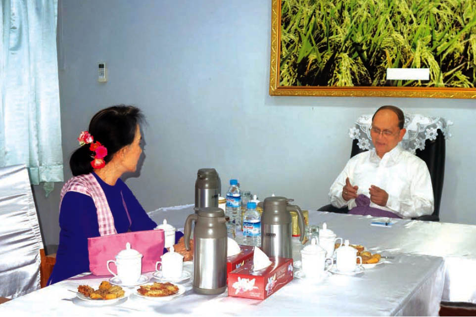 သမၼတဦးသိန္းစိန္ႏွင့္ ေဒၚေအာင္ဆန္းစုုၾကည္တို႔ ေတြ႔ဆံုမႈအေပၚအျမင္မ်ား