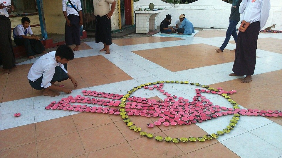 သပိတ္မ်ား ေဘးကင္းေရးႏွင့္ အၾကမ္းဖက္ၿဖိဳခြင္းမႈ ရပ္တန္႔ေရး ဆုေတာင္းပြဲ (ဓာတ္ပုံ)