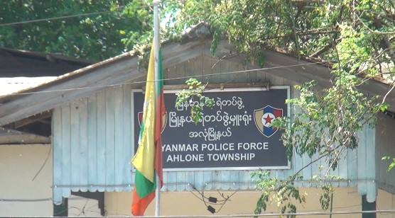 အလံုရဲစခန္းတြင္ဖမ္းထားသည့္ ဗကသ ေက်ာင္းသားမ်ားကို ေထာက္လွမ္းေရးေခၚေဆာင္