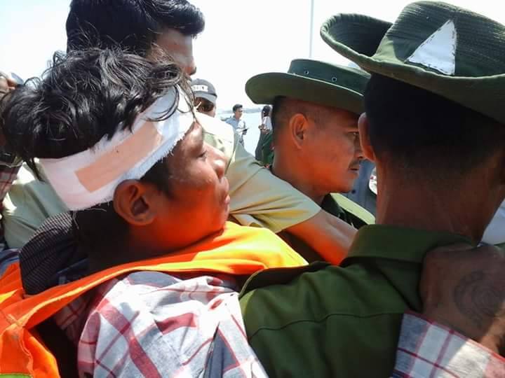ေက်ာက္ျဖဴ-စစ္ေတြ သေဘၤာနစ္ျမဳပ္မႈ ကယ္ဆယ္မႈျမင္ကြင္း (ဓာတ္ပုံ)