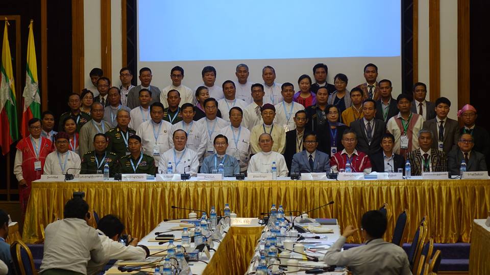 တႏိုင္ငံလံုး အပစ္ရပ္စာခ်ဳပ္မူၾကမ္းေဆြးေႏြးပြဲ သမၼတ လာေရာက္အားေပး