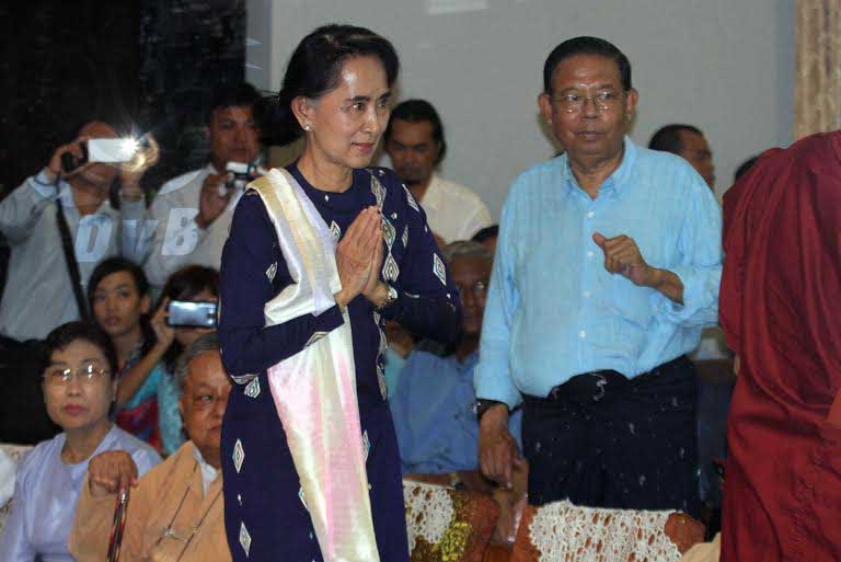ဦး၀င္းတင္လို ပုဂိၢဳလ္မ်ဳိးကို တိုင္းျပည္က တန္းဖိုးထားရန္ ေဒၚေအာင္ဆန္းစုၾကည္ တိုက္တြန္း