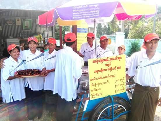 မရွိႏြမ္းပါးသူေတြ ထမင္းတပဲြ ၂၀၀ နဲ႔ ဗိုက္ရိုက္စားႏိုင္ၿပီ - ေဒါက္တာနႏၵ၀င္း