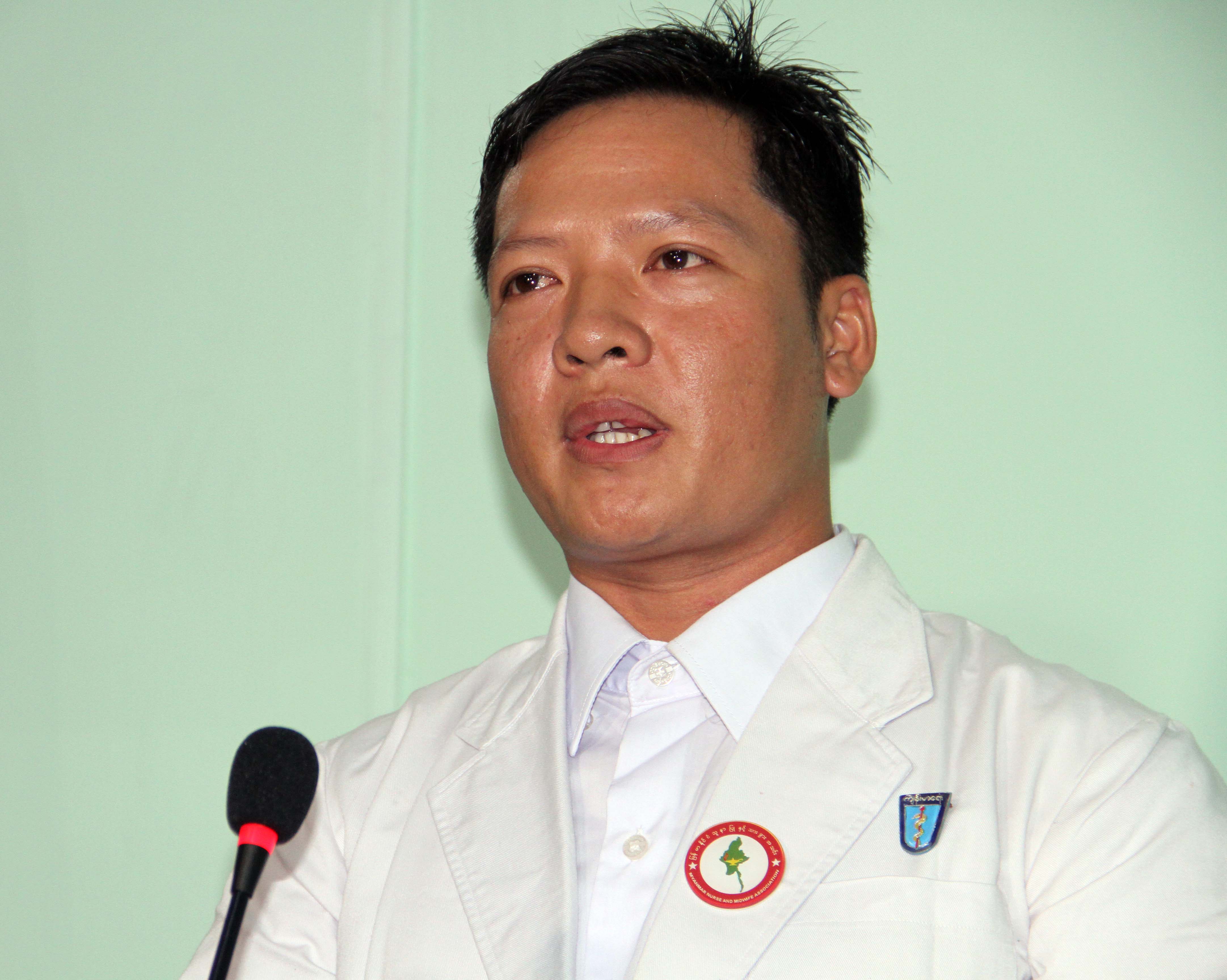 နာဂစ္မုန္တိုင္းေဘးကယ္ဆယ္ခဲ့သည့္ ႏုိက္တင္ေဂးဆုရွင္ကုိ ဂုဏ္ျပဳ