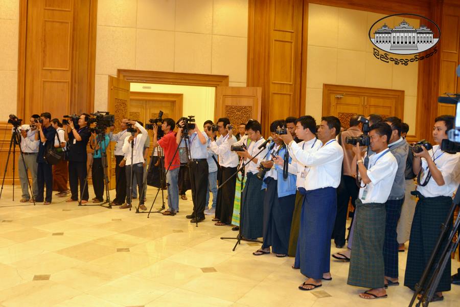 လႊတ္ေတာ္ အစည္းအေ၀းခန္းအတြင္း မီဒီယာမ်ား ၀င္ခြင့္ျပန္ေပးမည္
