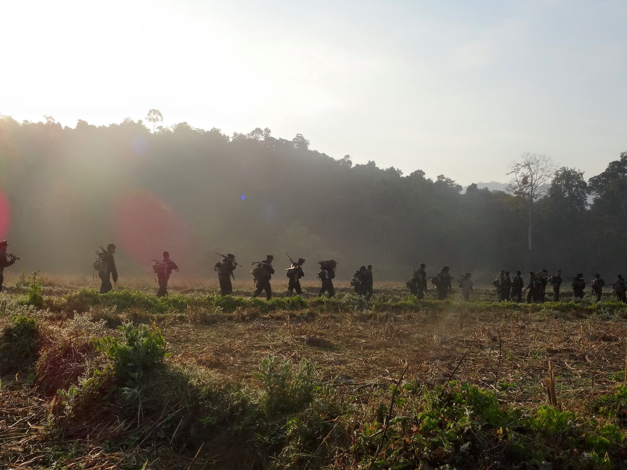 ရကၡိဳင့္တပ္မေတာ္ႏွင့္ ဆက္စပ္ဖမ္းဆီးထားသူမ်ားကို  ရုံးထုတ္စစ္ေဆး