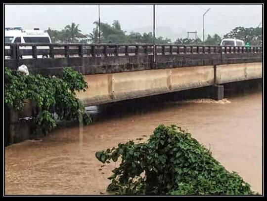 ေရႀကီးေရလွ်ံမႈေၾကာင့္ သံတြဲၿမိဳ႕ စာသင္ေက်ာင္းမ်ားပိတ္၊ လွ်ပ္စစ္မီးျပတ္ေတာက္