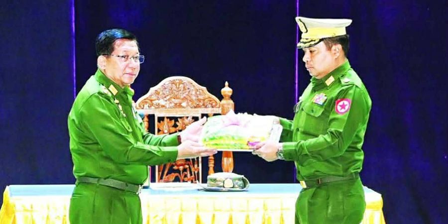   ကျားဖြန့်ငွေလိမ်လုပ်ငန်းကိစ္စကြောင့် ဗိုလ်ချုပ်ပြည့်စုံလင်းကို ရာထူးတိုးပေးရန် စိစစ်နေ
