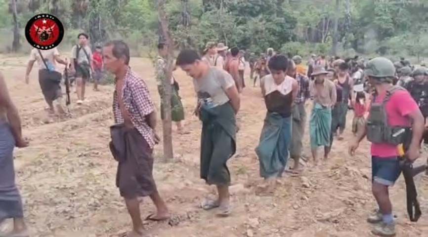 ပေါက် ပျူစောထီးအခြေစိုက်စခန်းက ထွက်ပြေးသည့် ပျူနှင့် မိသားစုဝင် ၇၀ ကျော်ကို ဖမ်းမိ