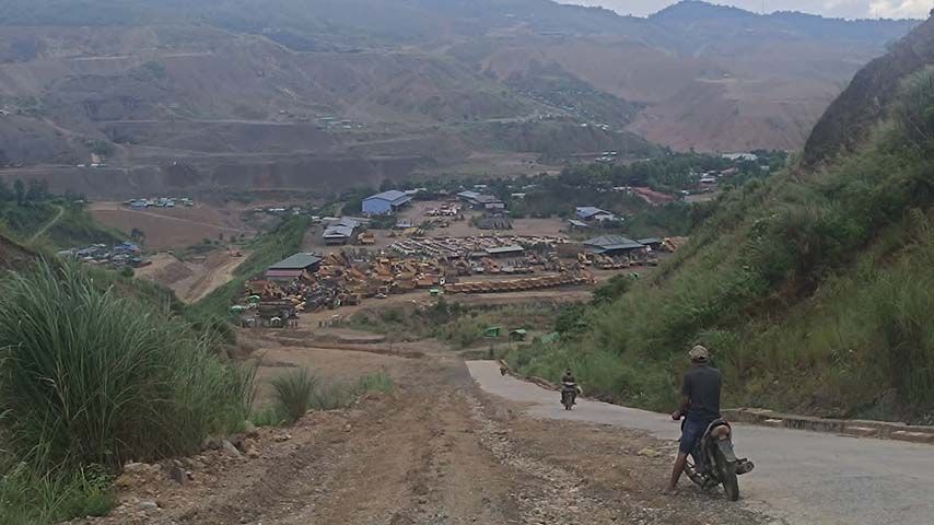 ပြည်သူ့စစ်တပ်ဖွဲ့ဝင် ၂ ဦး ဖားကန့် လုံးခင်းတွင် ဓားပြတိုက် 
