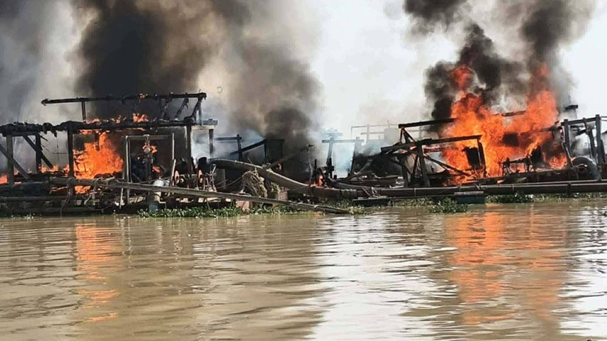 မင်းကင်းတွင် ရွှေမျှောလုပ်ကွက် ဗုံးကြဲခံရပြီး လူငယ် ၁ ဦး သေဆုံး၊ ၃ ဦး ဒဏ်ရာရ