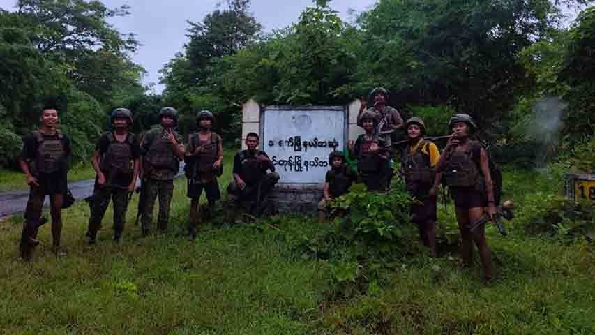 Photo: သရက်ခရိုင်အမှတ် ၄ တပ်ရင်း