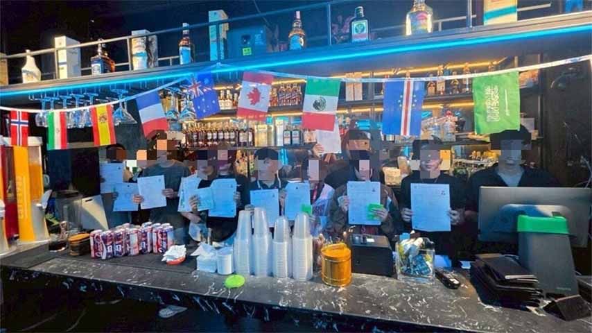 ဘန်ကောက် ဖျော်ဖြေရေးဆိုင်မှ မြန်မာလုပ်သား ၁၄ ဦး နှင့် အလုပ်ရှင် ၂ ဦး ဖမ်းဆီးခံရ 
