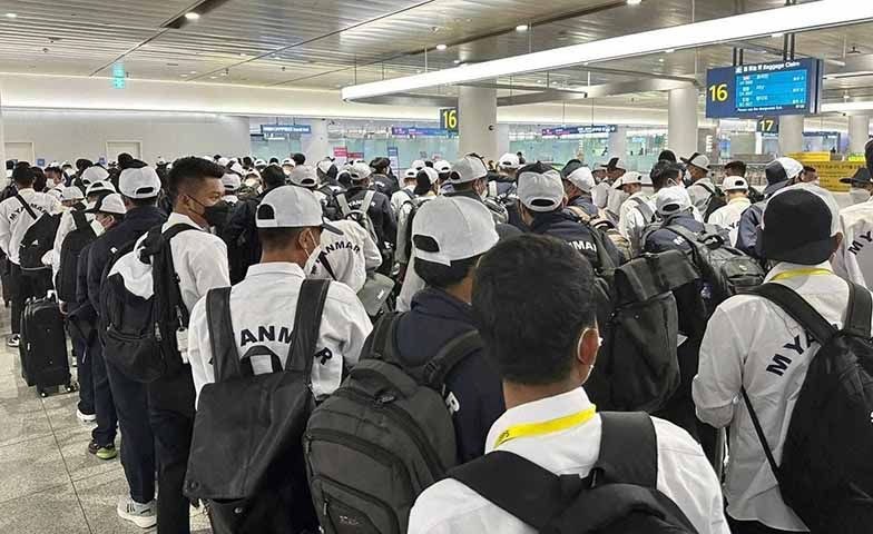 သင်္ကြန်ပိတ်ရက် ပြည်ပထွက်မည့်အလုပ်သမားများ ဧပြီ ၈ ရက် နောက်ဆုံးထားတင်ပြရမည်