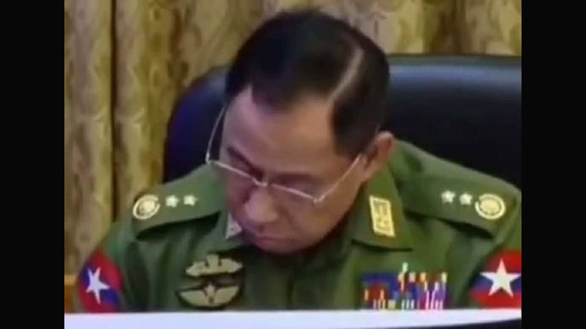 တပ်ချုပ်အသစ်က ဒုဗိုလ်ချုပ်ကြီးရာပြည့်ကို သူနှင့်အဆင့်တူရာထူးတိုးပေး