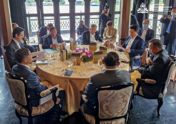 Sebuah diskusi informal tentang isu-isu Myanmar diadakan di Bangkok.  Menteri Dewan Perang mengatakan untuk tidak mendorong NUG-PDF – DVB