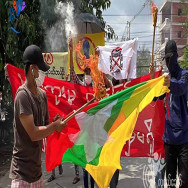 ရန်ကုန်မြို့တွင် စစ်အာဏာရှင်ဆန့်ကျင်ရေး ချီတက်ဆန္ဒပြ